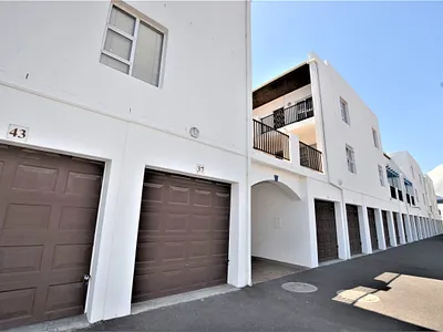 1 Bedroom Apartment For Sale in Strand - bpkw.webp