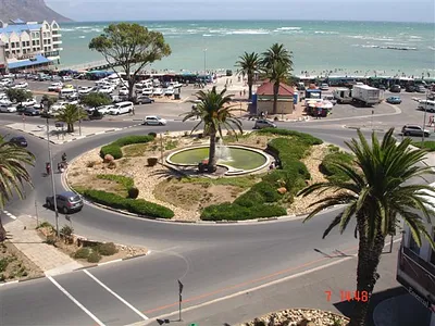 1 Bedroom Apartment To Rent in Strand - YLbw.webp