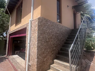 Apartment To Rent in Johannesburg - img