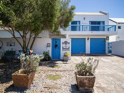 4 Bedroom House For Sale in Blue Lagoon, Langebaan - cN8L.webp