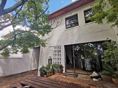 3 Bedroom House To Rent in Stellenbosch - LNjk.webp