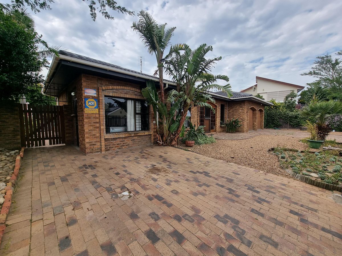 Property For Sale on Qwengo