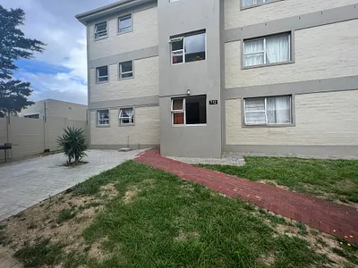 2 Bedroom Apartment To Rent in Gordons Bay - 6a29.webp