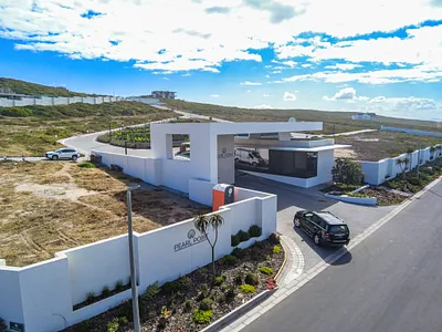 Vacant Land For Sale in Yzerfontein - JhmM.webp