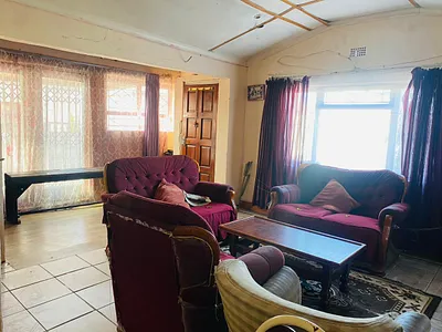 4 Bedroom House For Sale in Khayelitsha - M5SB.webp