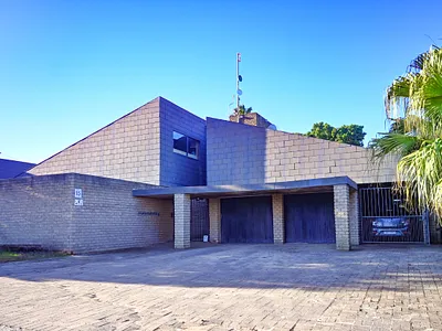 Farm For Sale in Stellenbosch - uFr6.webp