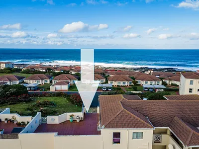2 Bedroom Apartment For Sale in Hermanus - bKR9.webp