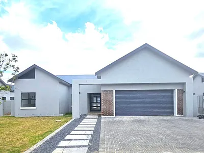 4 Bedroom House For Sale in Paarl - wlvg.webp