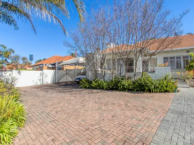 8 Bedroom House For Sale in Johannesburg - uAkF.webp