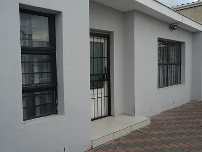 4 Bedroom House For Sale in Blue Downs - eer6.webp