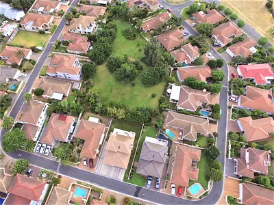 3 Bedroom House For Sale in Somerset West - RqJl.webp