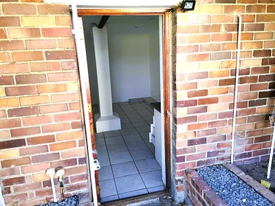 1 Bedroom Apartment To Rent in Paarl - img