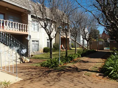 2 Bedroom Apartment To Rent in Johannesburg - JC26.webp