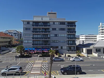 2 Bedroom Apartment For Sale in Strand - 71XV.webp