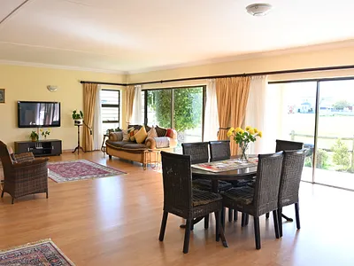 3 Bedroom House For Sale in Gordons Bay - CfOE.webp