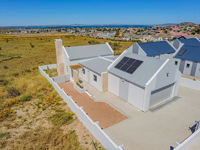 3 Bedroom House For Sale in Saldanha - URjI.webp