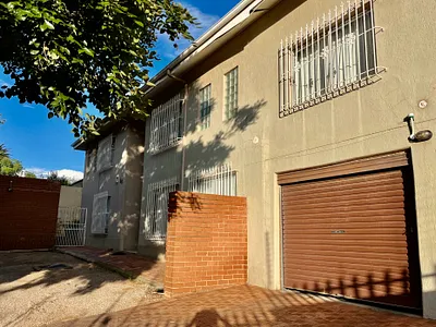 3 Bedroom Apartment To Rent in Randburg - Tebb.webp