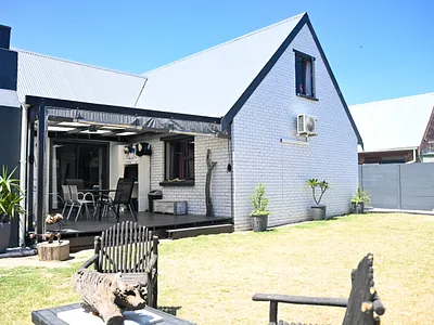 3 Bedroom House For Sale in Gordons Bay - O456.webp