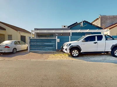 3 Bedroom House For Sale in Strand - ZfcE.webp