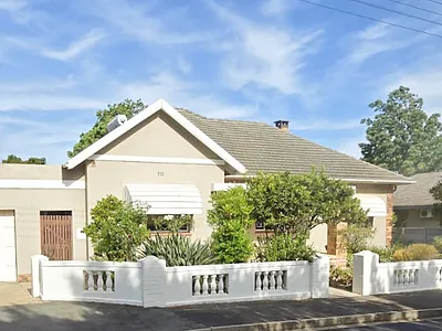 5 Bedroom House For Sale in Paarl - L5qq.webp
