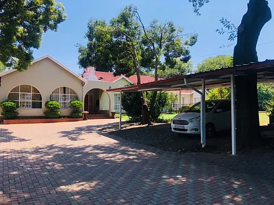 Apartment To Rent in Randburg - img