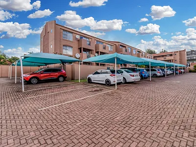 1 Bedroom Apartment For Sale in Randburg - cqwI.webp