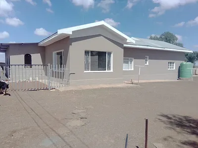 4 Bedroom House For Sale in Brandvlei - img