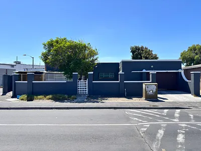 6 Bedroom House For Sale in Parow - 3v0a.webp