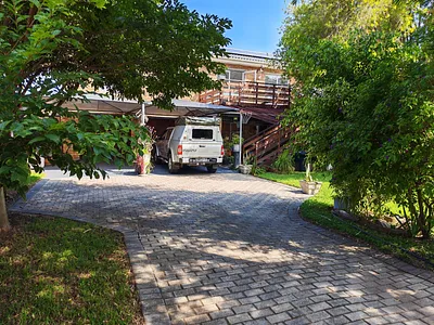 4 Bedroom House For Sale in Kleinmond - img