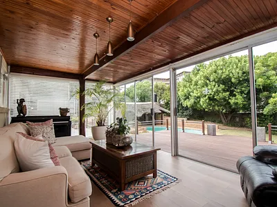 4 Bedroom House For Sale in Somerset West - sVbu.webp