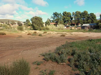 Vacant Land For Sale in Uniondale - img