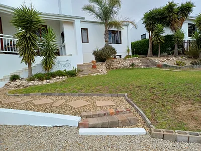 4 Bedroom House For Sale in St Helena Bay - VaS4.webp