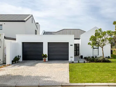 3 Bedroom House For Sale in Paarl - r1K5.webp