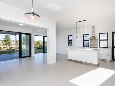 3 Bedroom House For Sale in Paarl - Km2J.webp