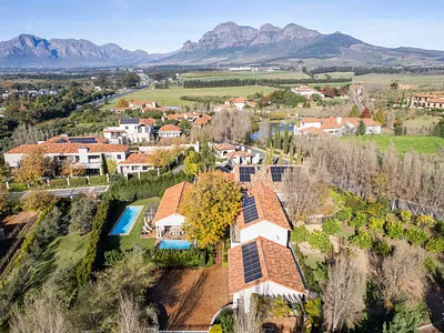 10 Bedroom House For Sale in Paarl - img
