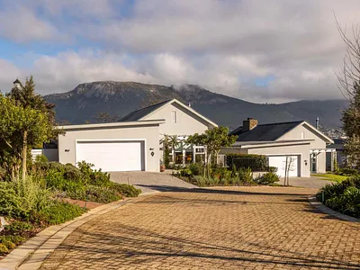 3 Bedroom House For Sale in Paarl - 8XwZ.webp