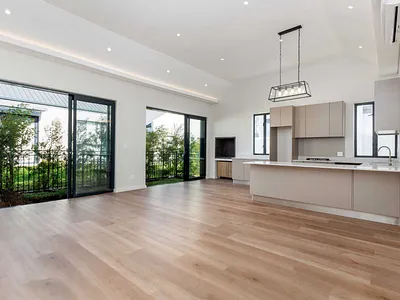 3 Bedroom House For Sale in Paarl - 7hBf.webp