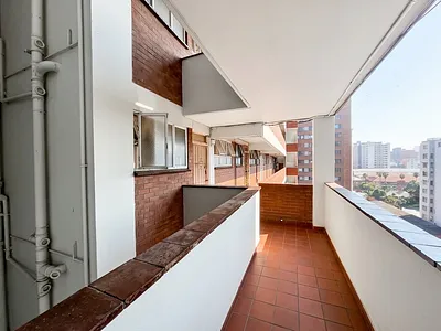 0.5 Bedroom Apartment For Sale in Durban - img