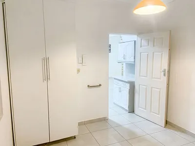 1 Bedroom Apartment To Rent in Pinetown - muCX.webp