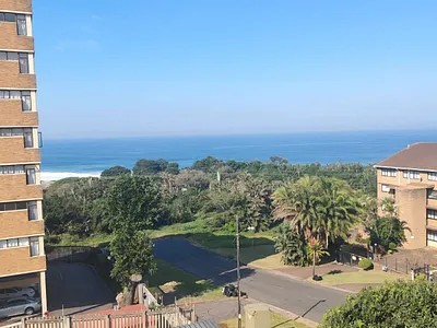2 Bedroom Apartment For Sale in Scottburgh - sgQG.webp