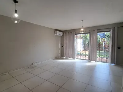 3 Bedroom Townhouse To Rent in Durban - img