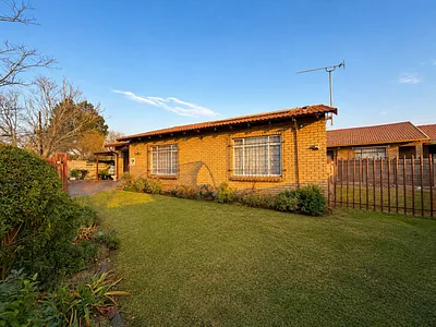 2 Bedroom House For Sale in Secunda - R43B.webp