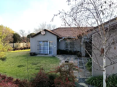 4 Bedroom House For Sale in Secunda - QmAj.webp