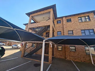 2 Bedroom Apartment For Sale in Secunda - WAZx.webp