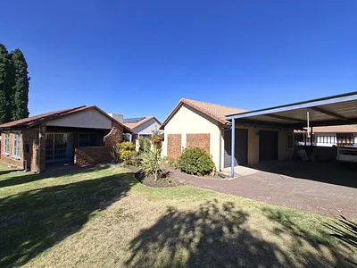 4 Bedroom House For Sale in Secunda - img