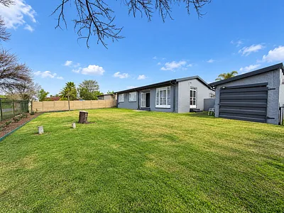 3 Bedroom House For Sale in Secunda - SsfQ.webp