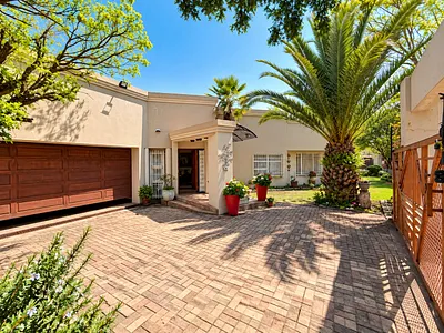 3 Bedroom House For Sale in Secunda - 5k3j.webp
