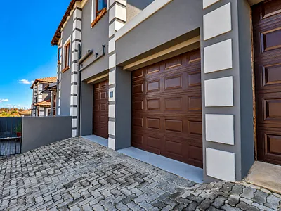 3 Bedroom Apartment For Sale in Centurion - Xb7g.webp