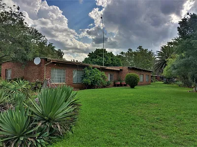Farm For Sale in Cullinan - UZpK.webp