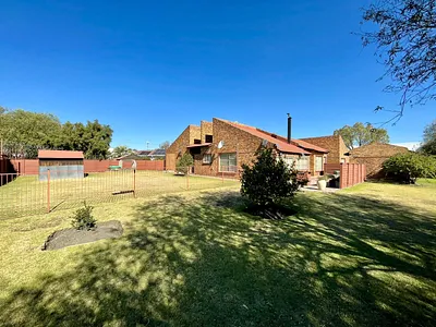 4 Bedroom House For Sale in Secunda - CFHO.webp